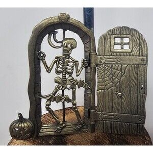 Vintage 80s JJ Halloween Skeleton Hiding Behind Door Brooch Cat Pumpkin Bat Rare